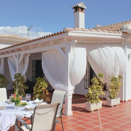 Fuentezuelas Pool Villa Sayalonga Екстер'єр фото