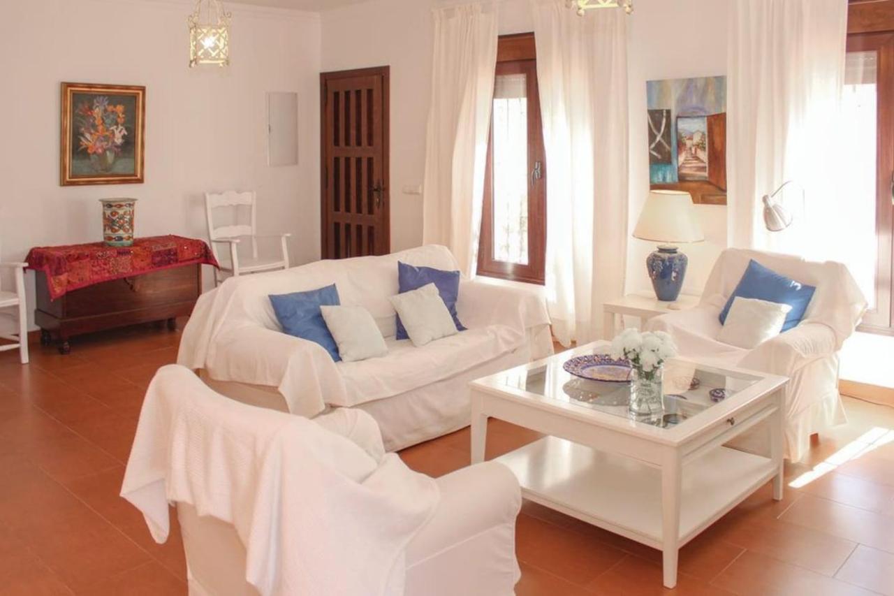 Fuentezuelas Pool Villa Sayalonga Екстер'єр фото